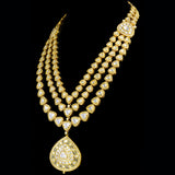 3 lines necklace and earring pair features a central uncut diamond - KMNE3387